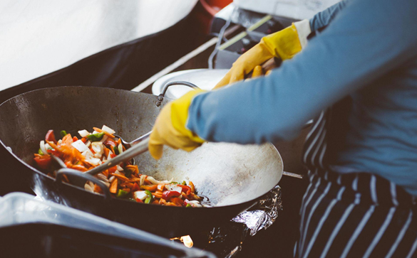 How a Personal Chef Service Can Transform Your Mealtime Experience